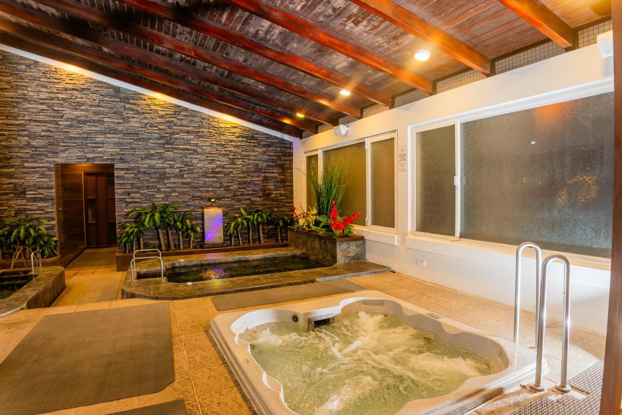 Sangay Spa Hotel 바뇨스 외부 사진